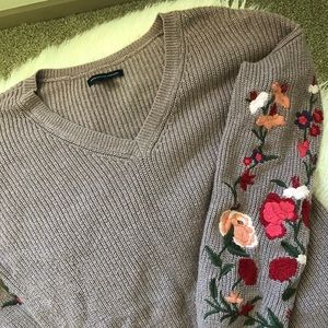 American Eagle purple floral sweater